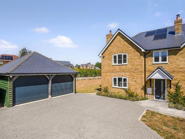 House for sale in Bridgefield, Kent