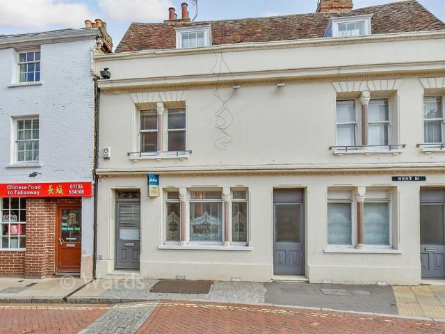 House for sale in Oad Street, Kent