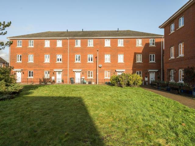 House for sale in Thatcham, West Berkshire
