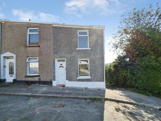 House for sale in Cwmbwrla, Nangreaves