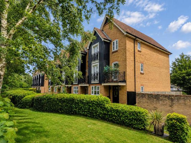 House for sale in Pouchen End, Hertfordshire