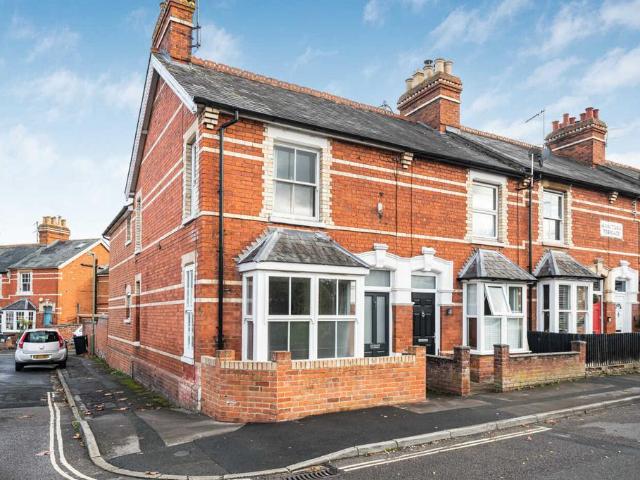 House for sale in Henley-on-Thames, Berrick Salome