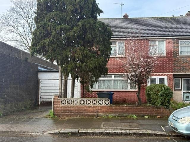 House for sale in London Borough of Ealing, Greater London
