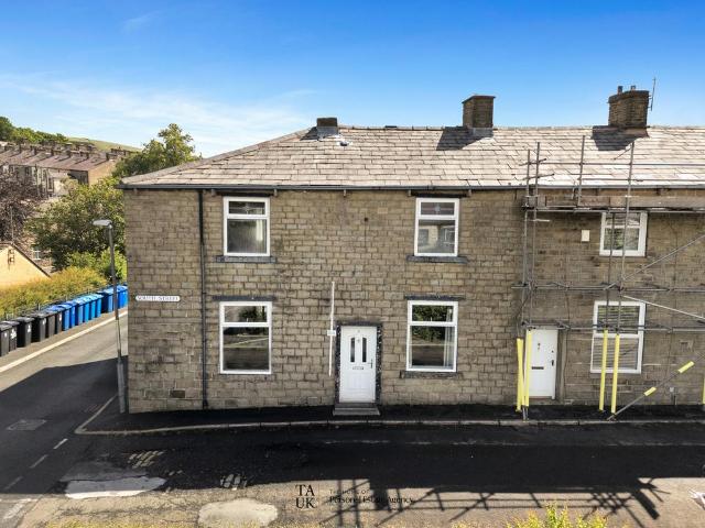 House for sale in Constable Lee, Irwell Vale
