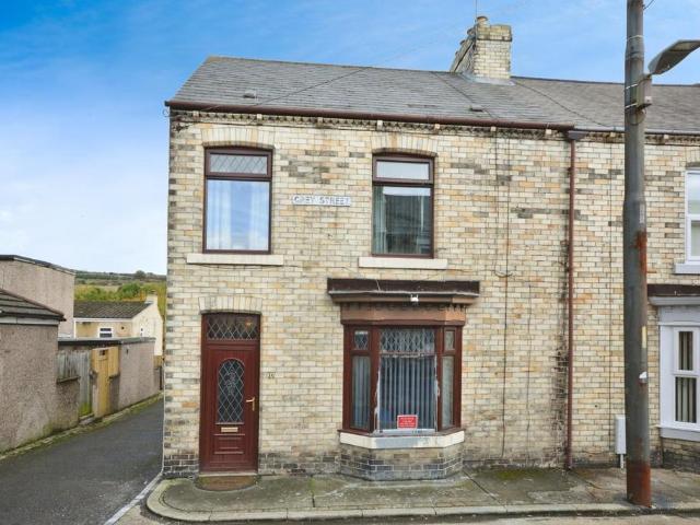 House for sale in Crook