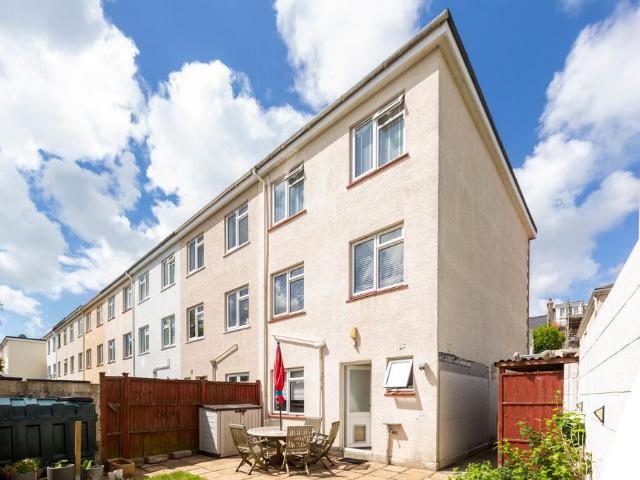 House for sale in St Helier, Greater London