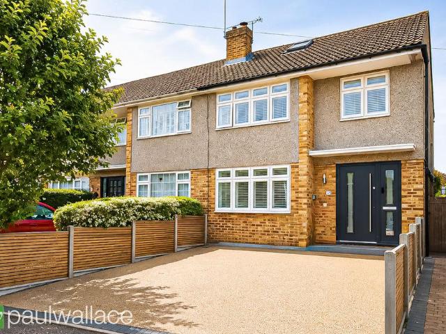 House for sale in Broxbourne, Hertfordshire