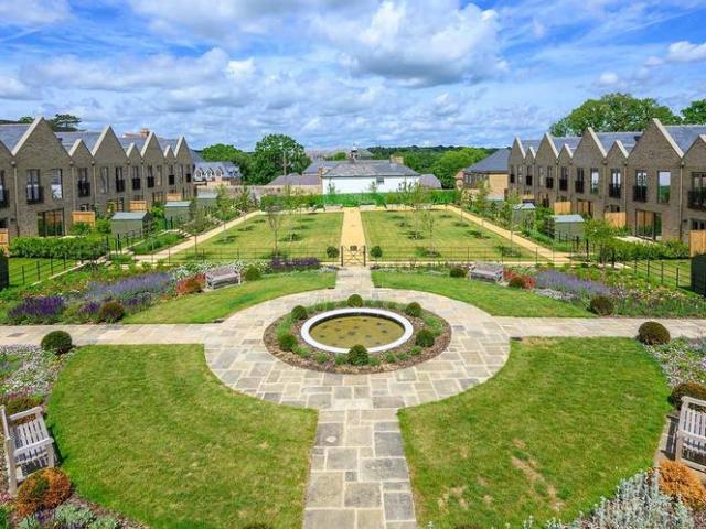 House for sale in Cockfosters, Greater London