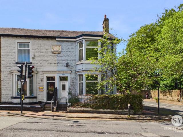 House for sale in Oakenshaw, Backburn