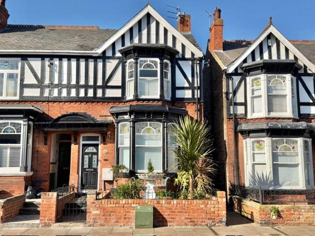 House for sale in Cleethorpes, North East Lincolnshire
