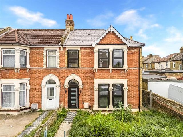 House for sale in Chadwell Heath, Isle Of Man