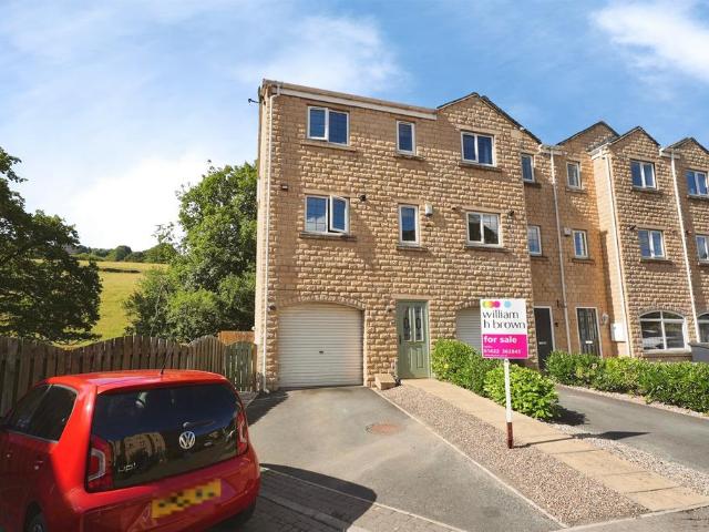 House for sale in Fountainhead, West Yorkshire
