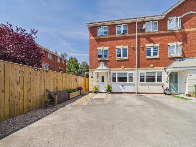 House for sale in Elloughton-cum-Brough, Brough