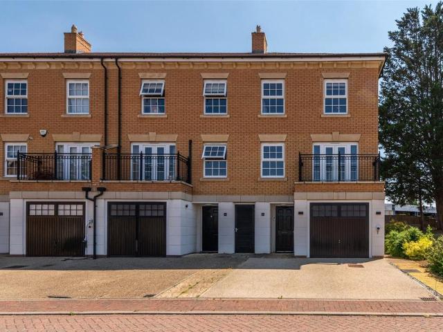 House for sale in Milton Keynes