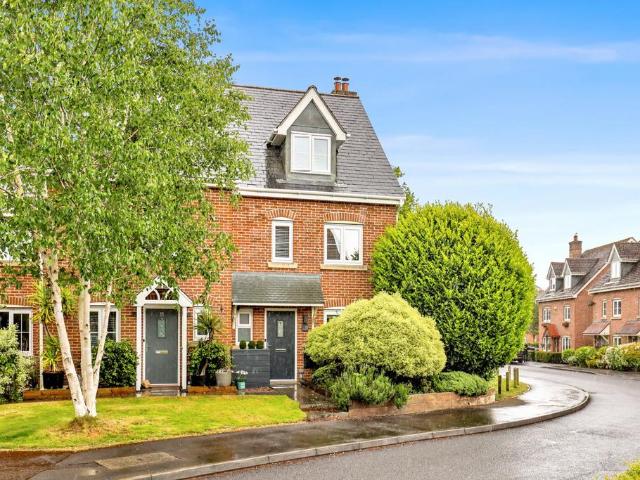 House for sale in Bolton Low Houses, Hampshire