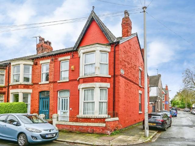 House for sale in Calderstones