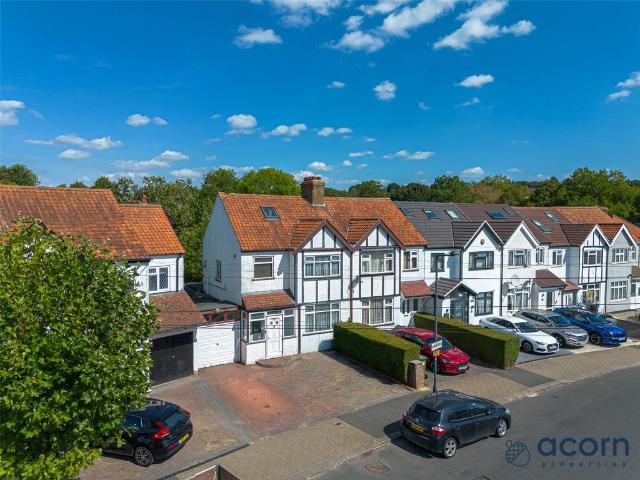 House for sale in Kingsbury, Greater London