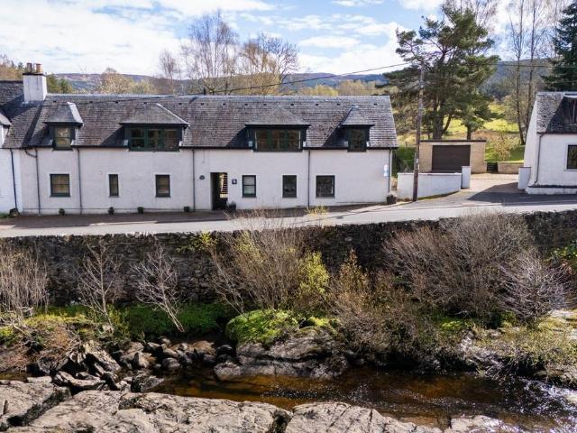 House for sale in Killin