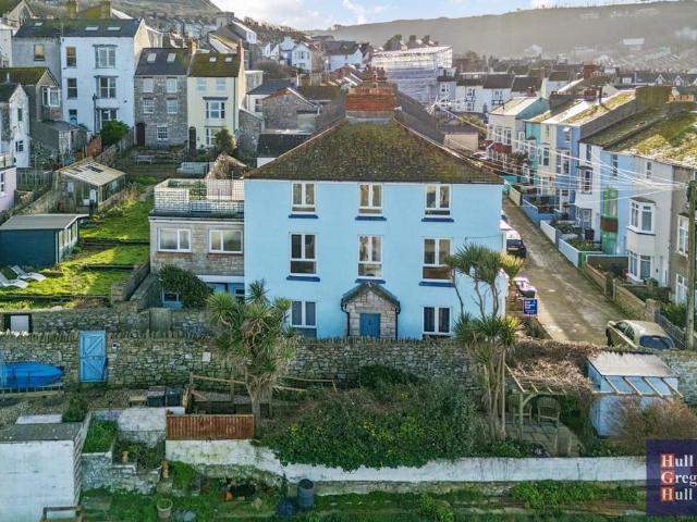 House for sale in Fortuneswell, East Dorset