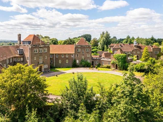 House for sale in Little Horwood, Buckinghamshire