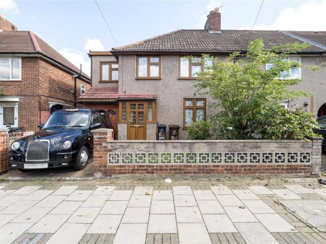 House for sale in Becontree, Greater London