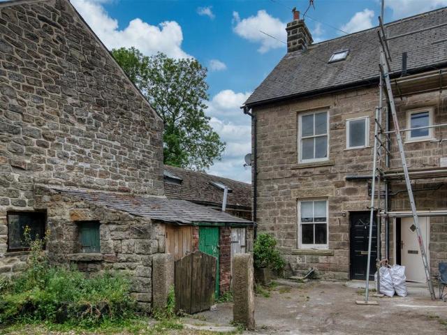 House for sale in Charlesworth, East Midlands
