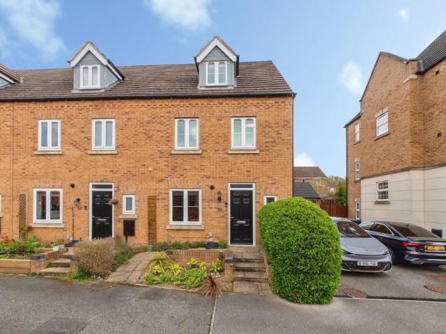 House for sale in Ermine West, Brayford