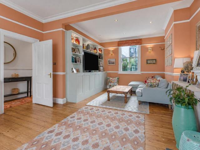 House for sale in Putney, Greater London