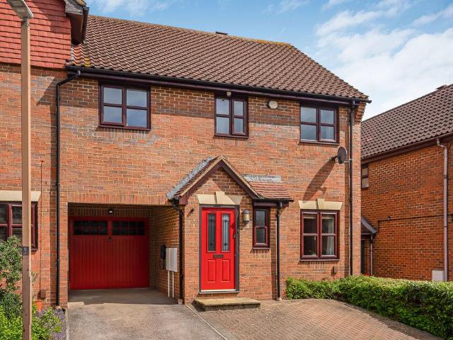 House for sale in Shenley Brook End, Milton Keynes