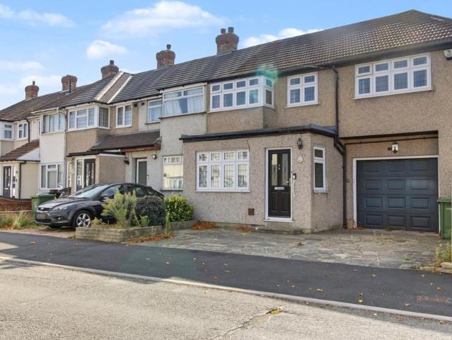 House for sale in London Borough of Havering, Greater London