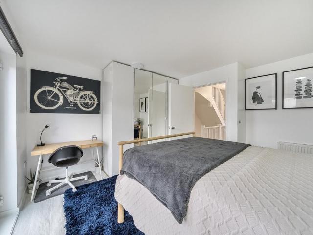 House for sale in Old Kent Road, Greater London