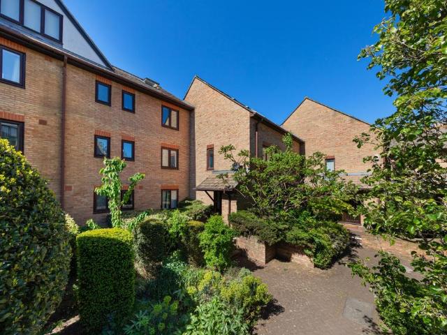 House for sale in Fulham, Greater London