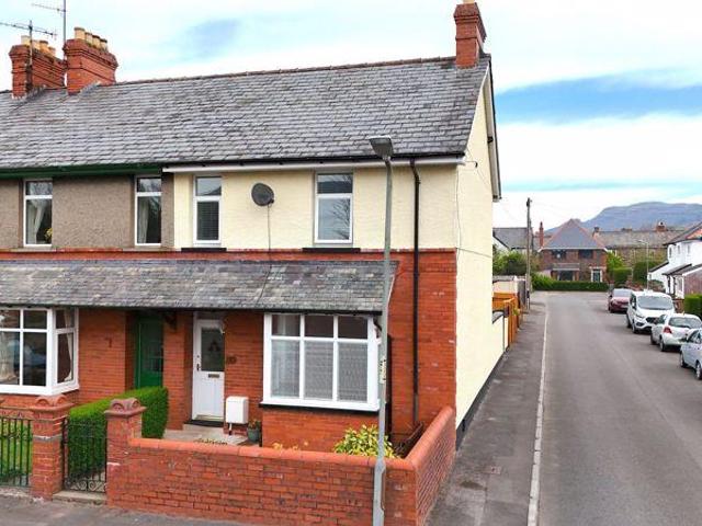 House for sale in Abergavenny