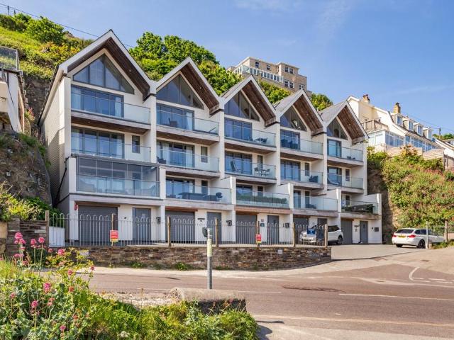 House for sale in Portreath, Cornwall