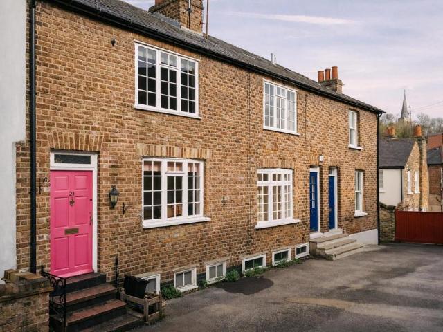 House for sale in Harrow On The Hill, Greater London