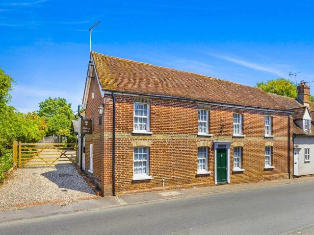 House for sale in Duton Hill, Essex