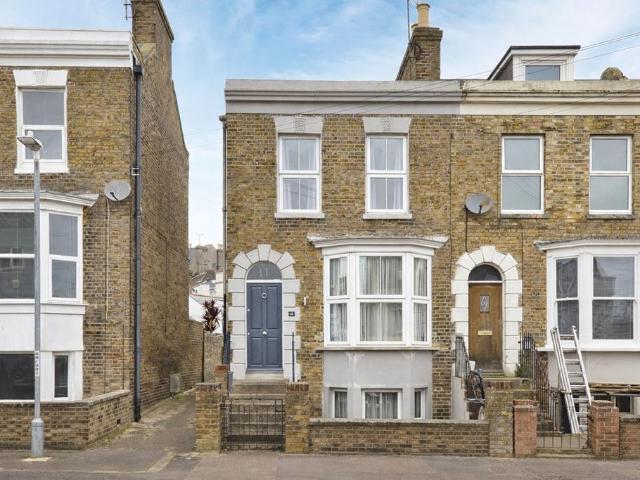 House for sale in West Cliff, Acol