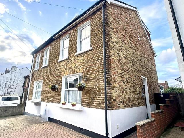 House for sale in London Borough of Croydon, Greater London