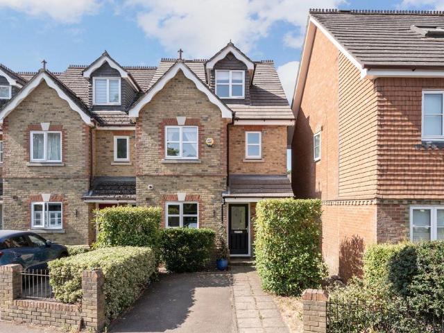 House for sale in Blackhills, Surrey