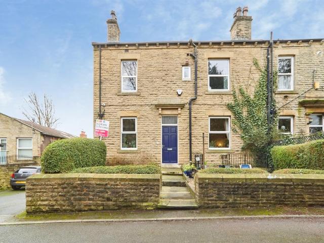 House for sale in Pudsey, West Yorkshire