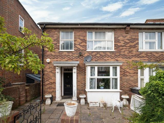 House for sale in South Hampstead, Greater London