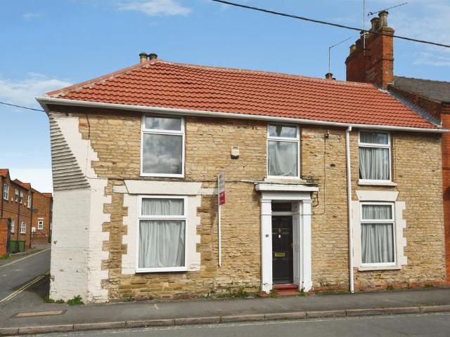 House for sale in Winterton, North Lincolnshire