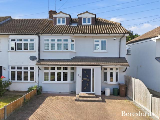House for sale in Pot Kilns, Greater London