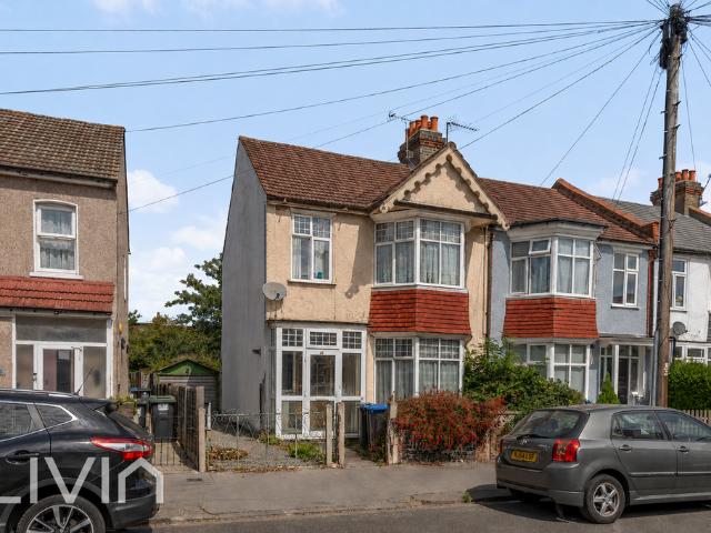 House for sale in London Borough of Croydon, Thornton Heath