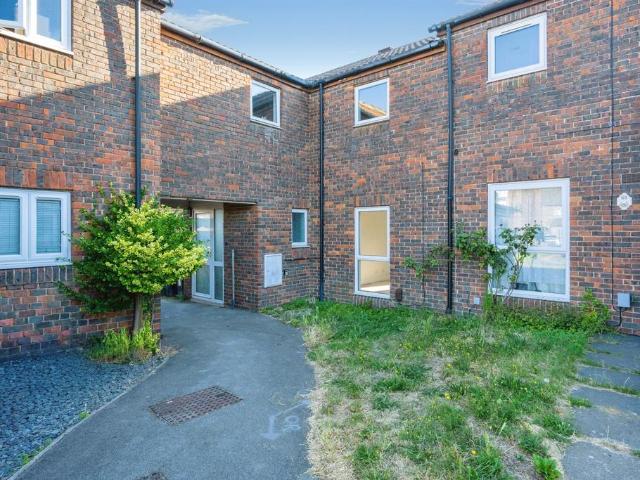 House for sale in Leighton-Linslade, Leighton Buzzard
