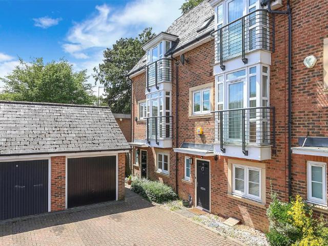 House for sale in Meadvale, Red Hill