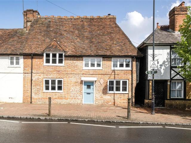 House for sale in The Butts, Kent