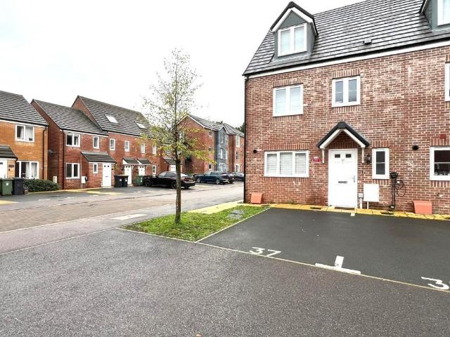 House for sale in Dunstable, Isle Of Man