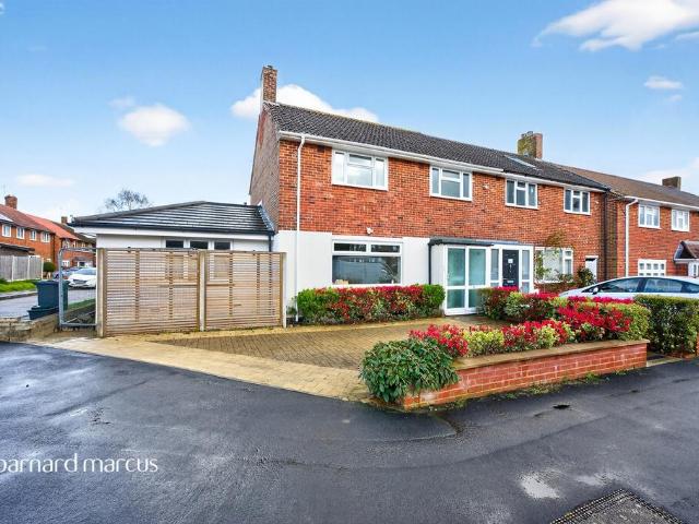 House for sale in Red Hill, Surrey
