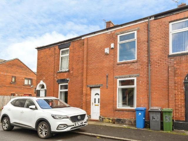 House for sale in Guide Bridge, Greenheys